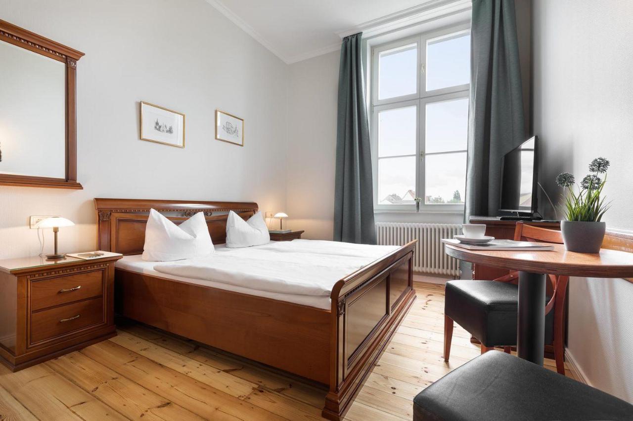 Hotel Prinz Heinrich Werder  Esterno foto